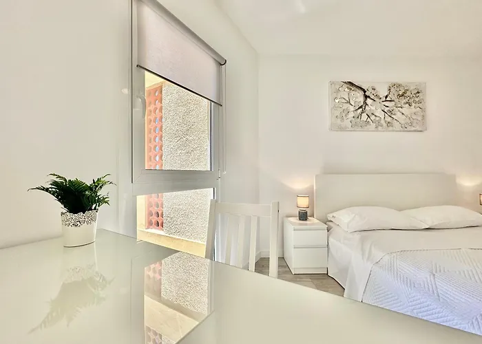 Torres De Yomely - Y4g * Playa de las Américas